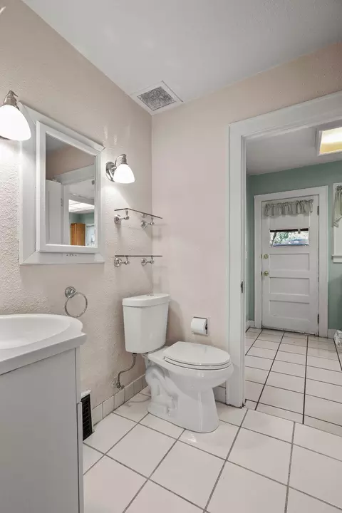 Bath - 130 W 3rd Ave, Chico, CA 95926 photo 3 of 6