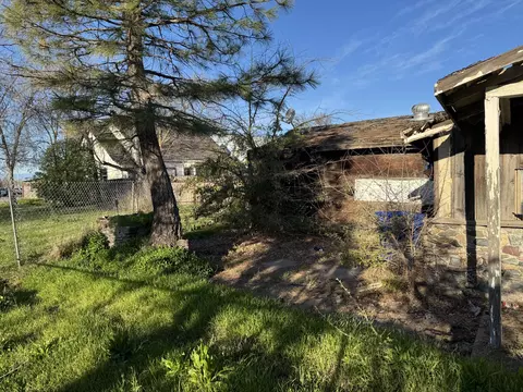 1142 Union St, Red Bluff, CA 96080 photo 3