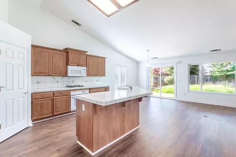 2914 Henrys Fork Dr, Redding, CA 96002 photo 6