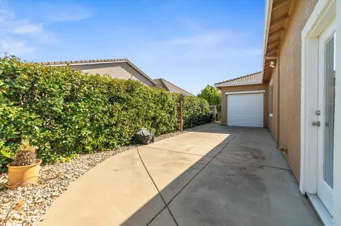 708 Rivercrest Pkwy, Redding, CA 96002 photo 35