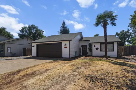 1857 Cirrus St, Redding, CA 96002