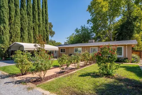 20539 Sunset Ln, Redding, CA 96002