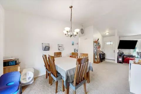 Dining - 2870 Antigua Dr, Redding, CA 96003 photo 2 of 3