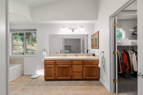 21247 Creekside Dr, Red Bluff, CA 96080 photo 18