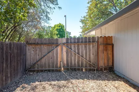 Exterior - 5852 Avery Way, Redding, CA 96003 photo 12 of 12