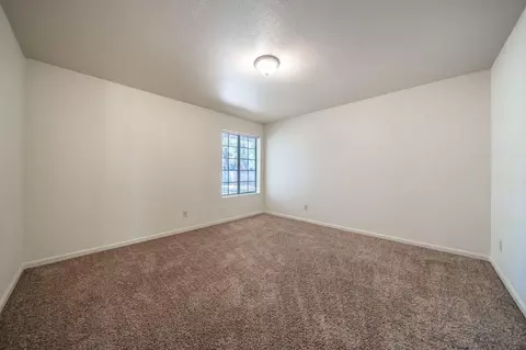 Bedroom - 5852 Avery Way, Redding, CA 96003 photo 4 of 8