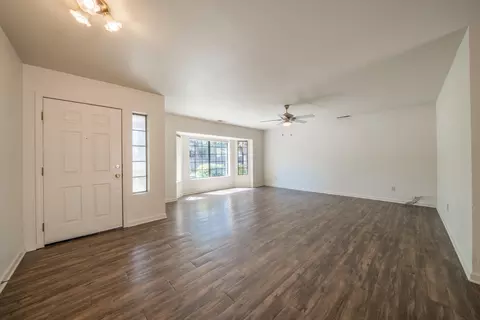 Living - 5852 Avery Way, Redding, CA 96003 photo 3 of 5