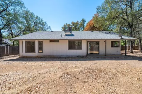 Exterior - 5852 Avery Way, Redding, CA 96003 photo 2 of 12