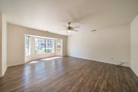 Living - 5852 Avery Way, Redding, CA 96003 photo 4 of 5