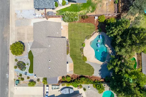 View/Area - 2773 Crystal Tree Dr, Redding, CA 96001 photo 3 of 6