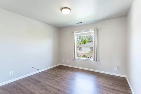 Bedroom - 2773 Crystal Tree Dr, Redding, CA 96001 photo 2 of 4