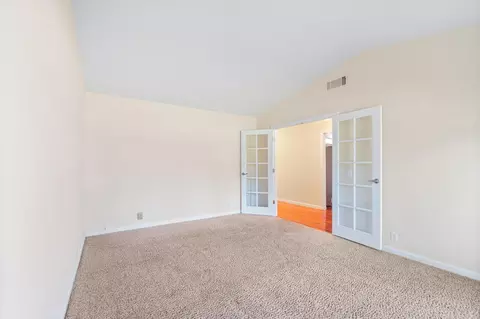 Living - 1866 Silverfield Loop, Redding, CA 96002 photo 3 of 7