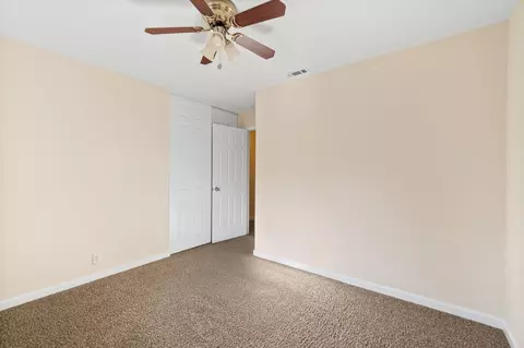 Bedroom - 1866 Silverfield Loop, Redding, CA 96002 photo 4 of 6
