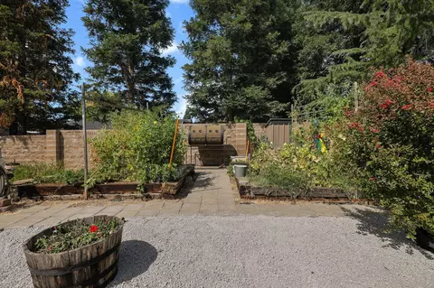 19271 Lexington Ln, Redding, CA 96003 photo 34