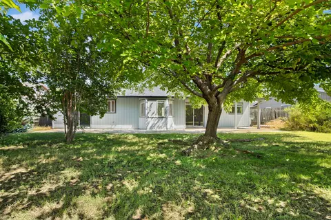 2985 Seminole Dr, Redding, CA 96001 photo 25