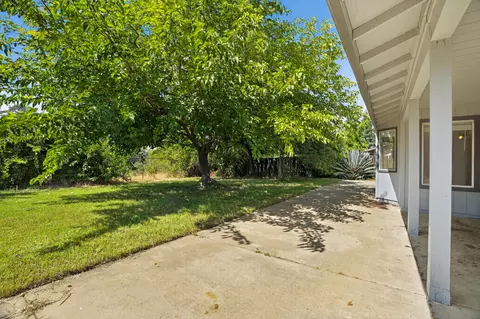 2985 Seminole Dr, Redding, CA 96001 photo 23