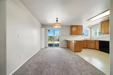 Dining - 843 Montcrest Dr, Redding, CA 96003 photo 1 of 2