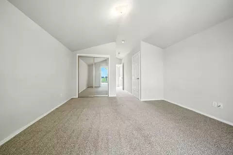Bedroom - 843 Montcrest Dr, Redding, CA 96003 photo 5 of 9