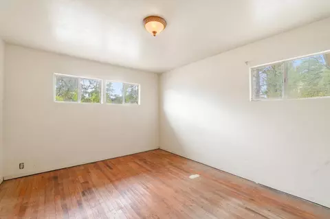 Bedroom - 1700 Dana Dr, Redding, CA 96003 photo 2 of 7