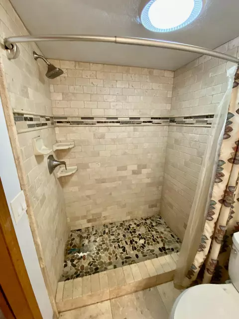 Bath - 30503 Terry Mill Rd, Round Mountain, CA 96084 photo 4 of 5