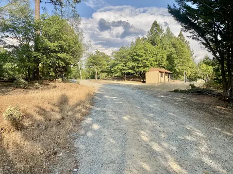 Exterior - 30503 Terry Mill Rd, Round Mountain, CA 96084 photo 18 of 23