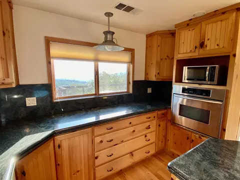 Kitchen - 30503 Terry Mill Rd, Round Mountain, CA 96084 photo 7 of 9