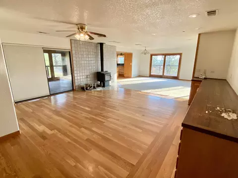 Living - 30503 Terry Mill Rd, Round Mountain, CA 96084 photo 3 of 5