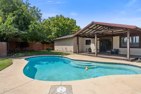 Exterior - 3645 Seneca Ct, Redding, CA 96001 photo 2 of 3