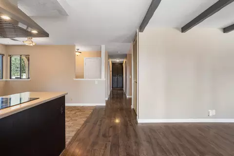 Entry Way - 3645 Seneca Ct, Redding, CA 96001 photo 1 of 1
