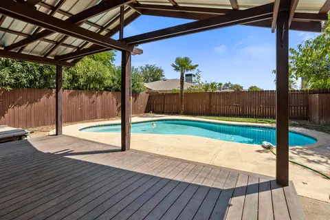 Exterior - 3645 Seneca Ct, Redding, CA 96001 photo 1 of 3
