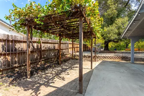 6707 Hemlock St, Redding, CA 96001 photo 29