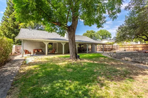 6707 Hemlock St, Redding, CA 96001 photo 25