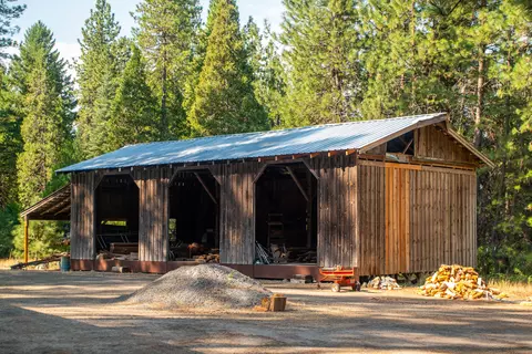 Exterior - 00 Summit Lake Rd, Big Bend, CA 96065 photo 5 of 10