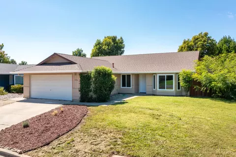 6951 Marvin Trl, Redding, CA 96001