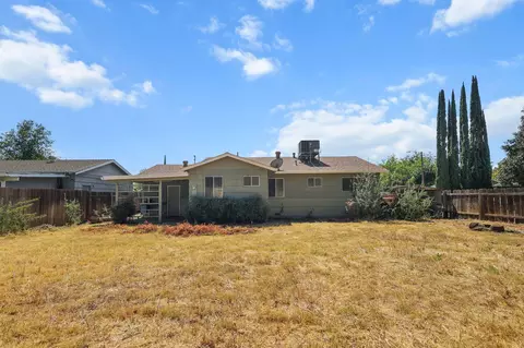 Exterior - 2042 Neptune Ter, Redding, CA 96002 photo 5 of 8