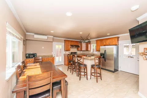 250 Mary Ave, Trinity Center, CA 96091 photo 5