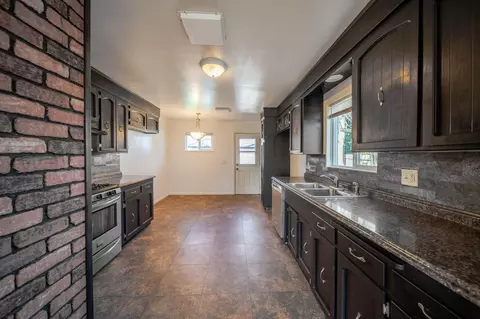 Kitchen - 2330 Wilsey Dr, Redding, CA 96001 photo 3 of 4
