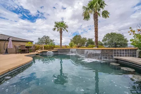20250 Chalone Pl, Anderson, CA 96007 photo 1