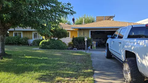 21991 Berkeley Dr, Palo Cedro, CA 96073