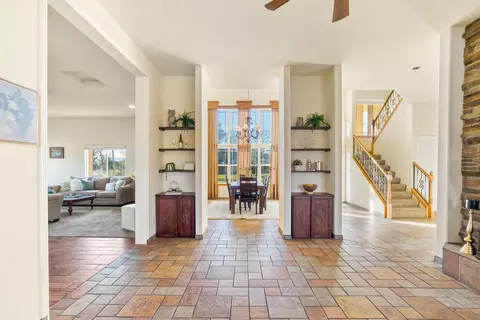 Entry Way - 14860 Oak Knoll Dr, Red Bluff, CA 96080 photo 3 of 8