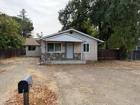 1715 School St, Anderson, CA 96007