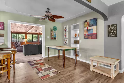 Entry Way - 5386 Elm Ln, Redding, CA 96001 photo 2 of 3