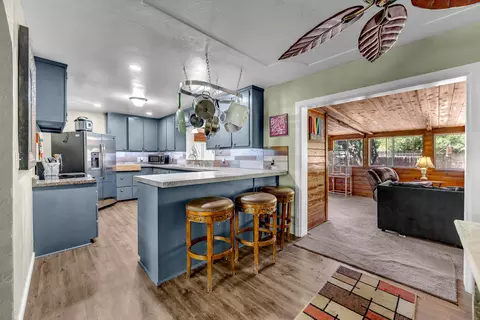 Kitchen - 5386 Elm Ln, Redding, CA 96001 photo 5 of 6