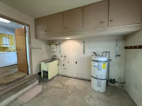 2430 N Bonnyview Rd, Redding, CA 96001 photo 17