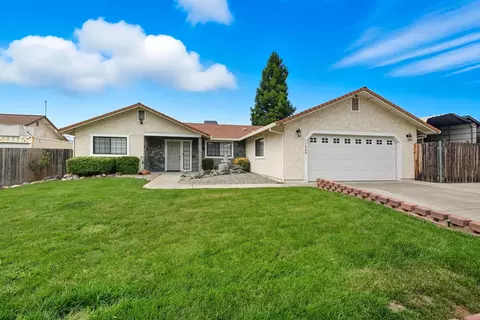 11426 Menlo Way, Redding, CA 96003 photo 2