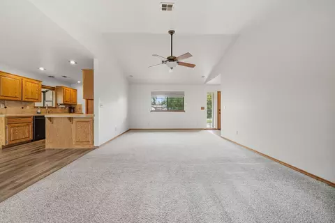 11426 Menlo Way, Redding, CA 96003 photo 8