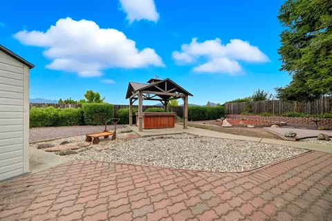 11426 Menlo Way, Redding, CA 96003 photo 36