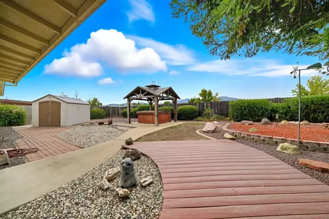 11426 Menlo Way, Redding, CA 96003 photo 35