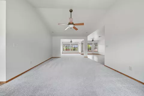 11426 Menlo Way, Redding, CA 96003 photo 5