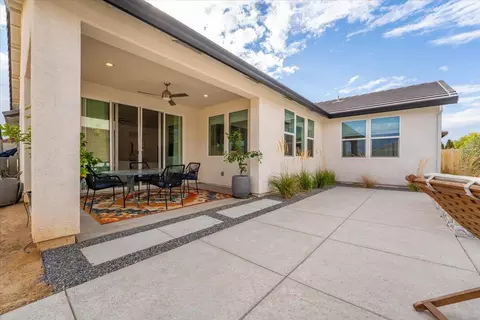 Exterior - 3875 Thomason Trl, Redding, CA 96002 photo 8 of 9